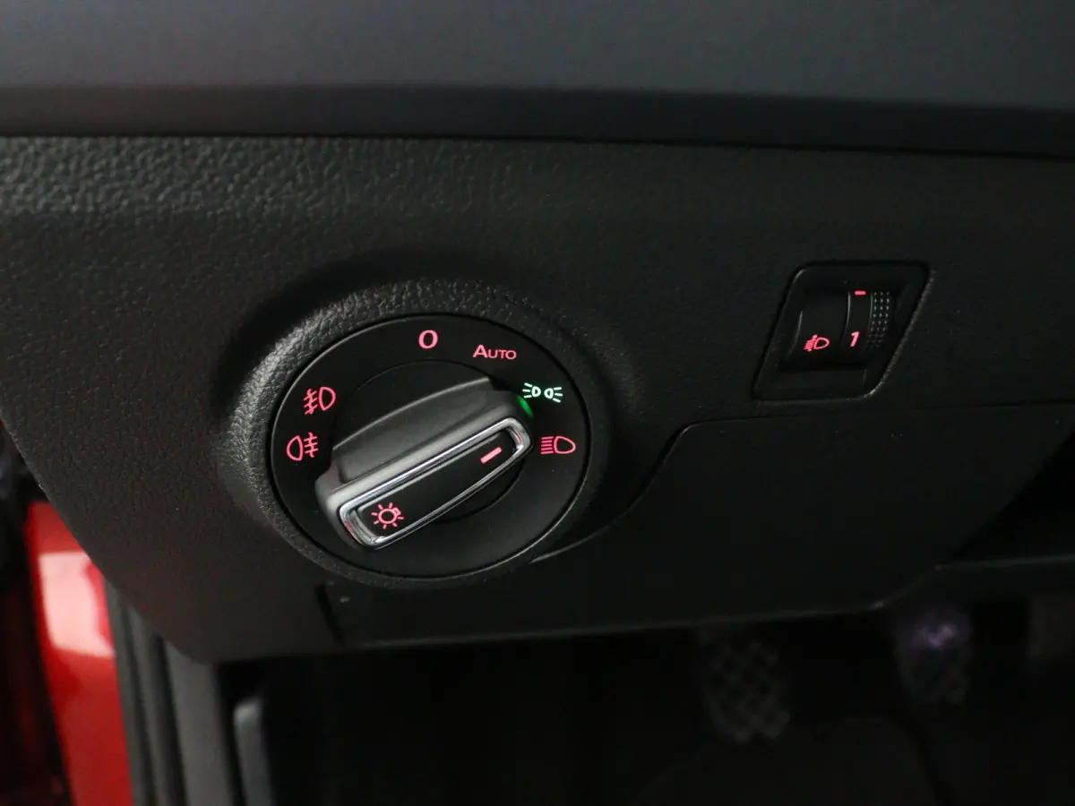 1.0 TSI Style | Apple Carplay/Android Auto | Parkeersensoren |
