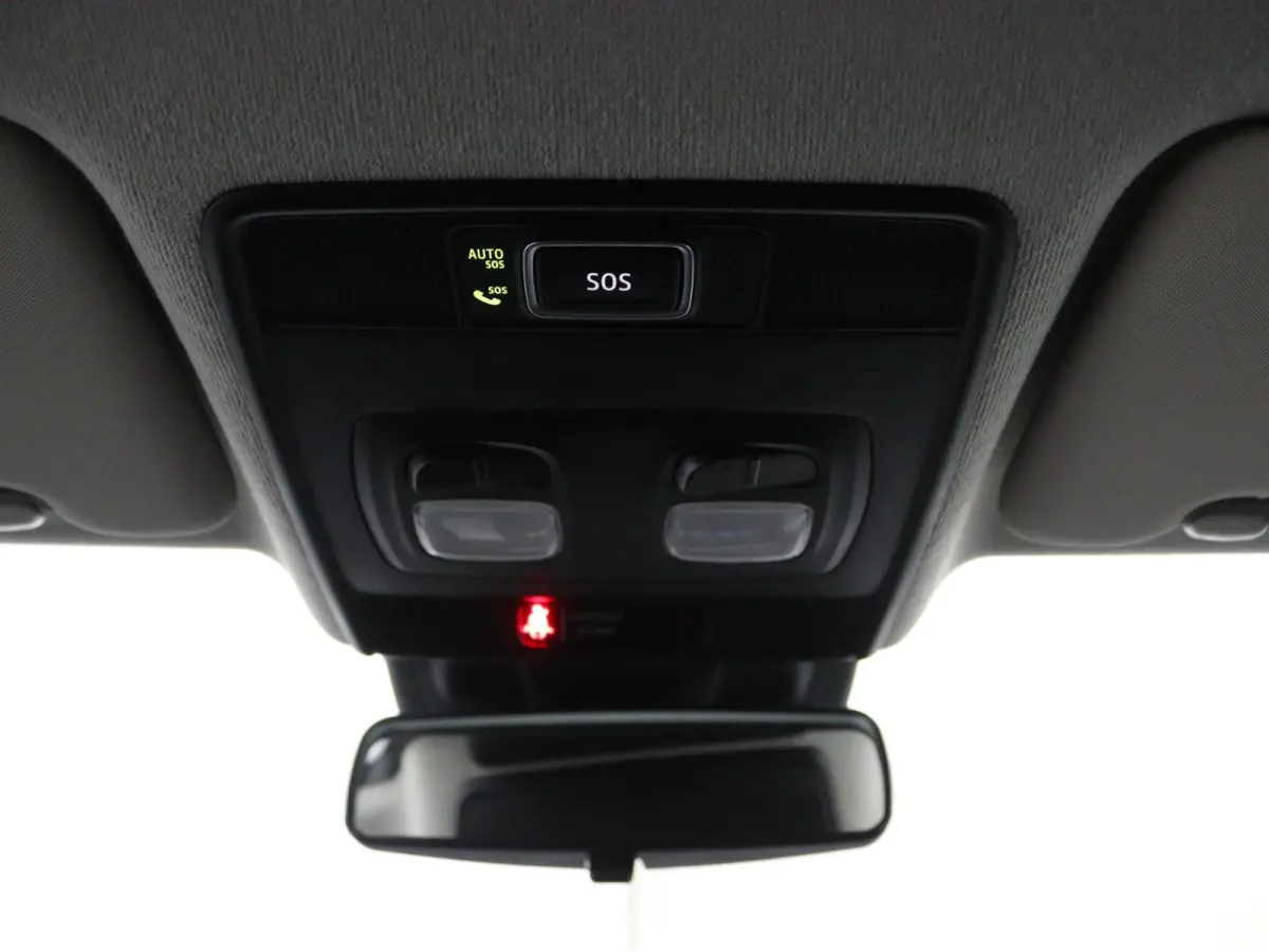 TCe 90 GPF Evolution | Navigatie | Lichtmetalen velgen | Parkeersensoren |