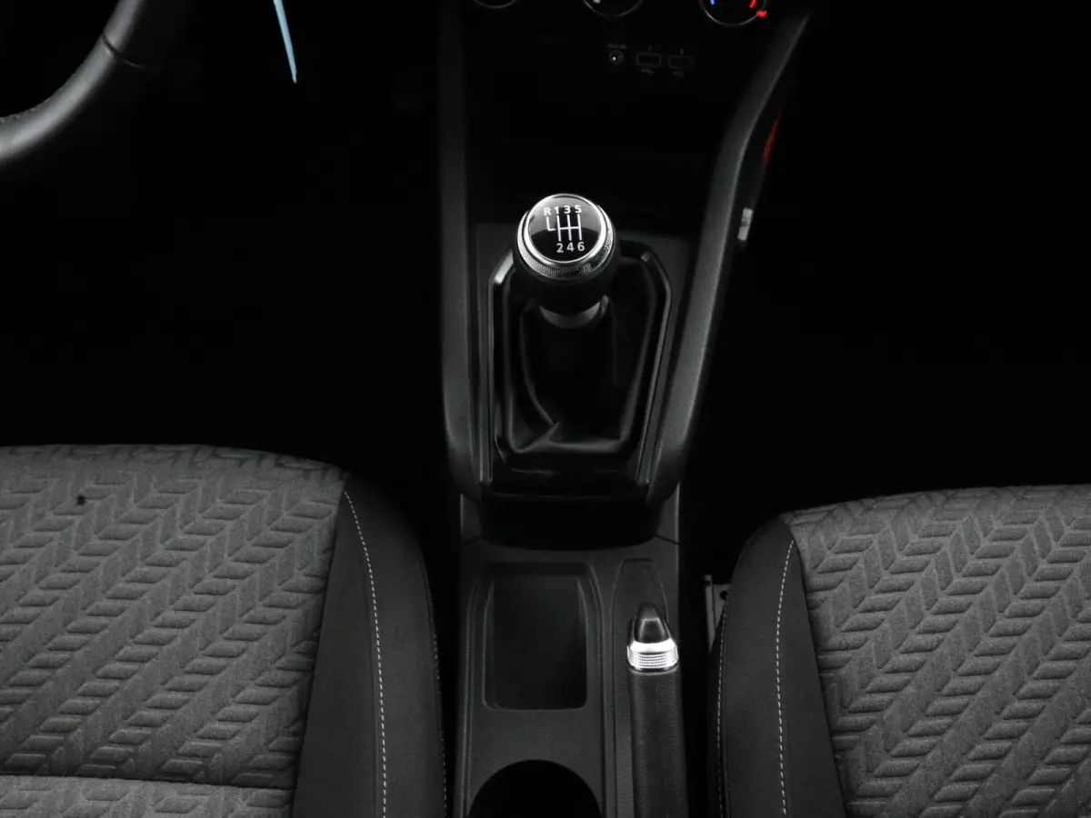 TCe 90 GPF Evolution | Navigatie | Lichtmetalen velgen | Parkeersensoren |
