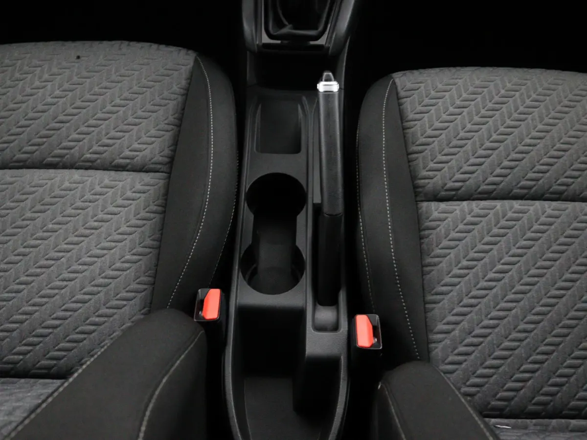 TCe 90 GPF Evolution | Navigatie | Lichtmetalen velgen | Parkeersensoren |