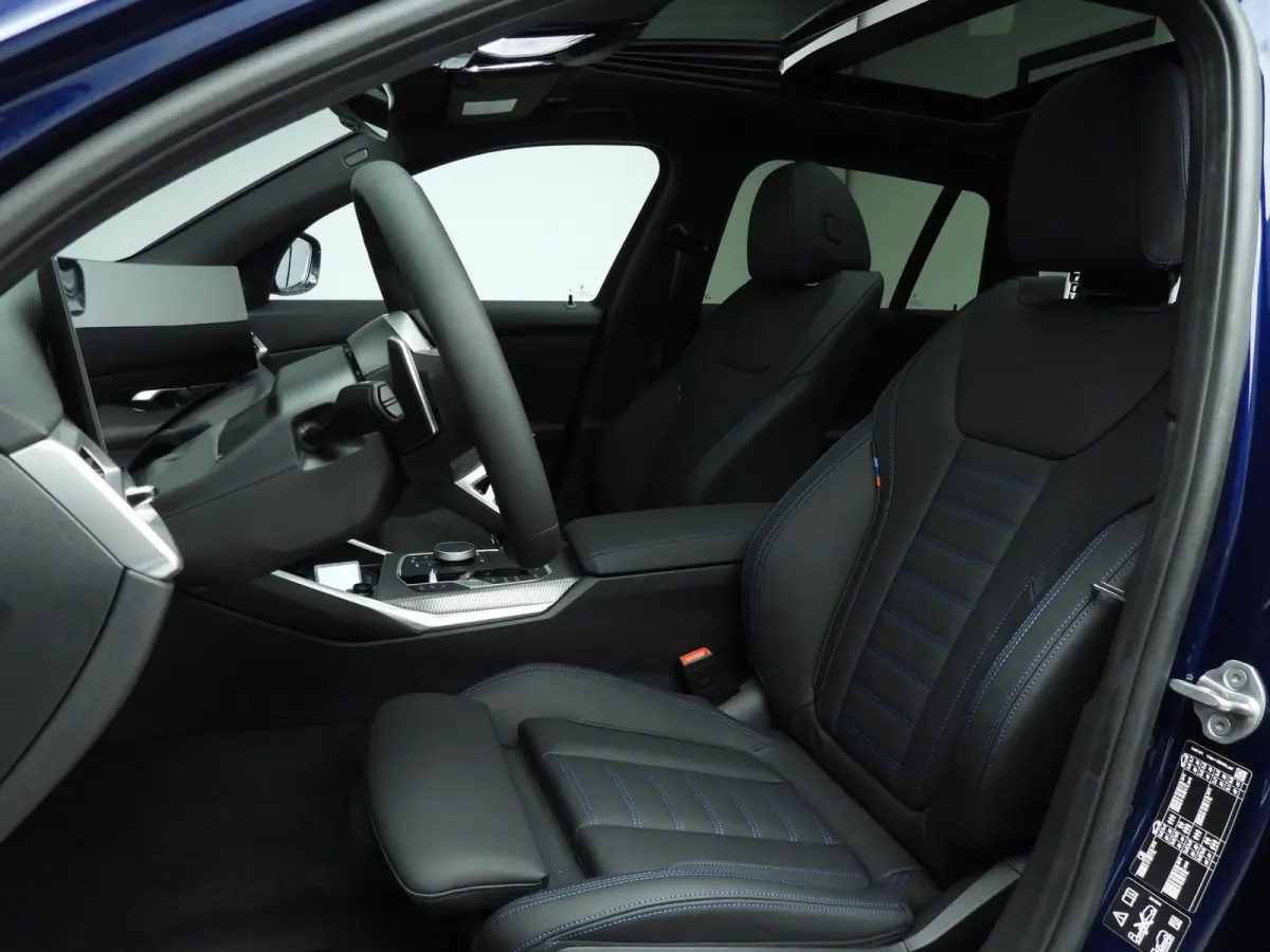 330d xDrive | M Sportpakket Pro | Innovation Pack | Comfort Pack | Panoramadak | Harman Kardon