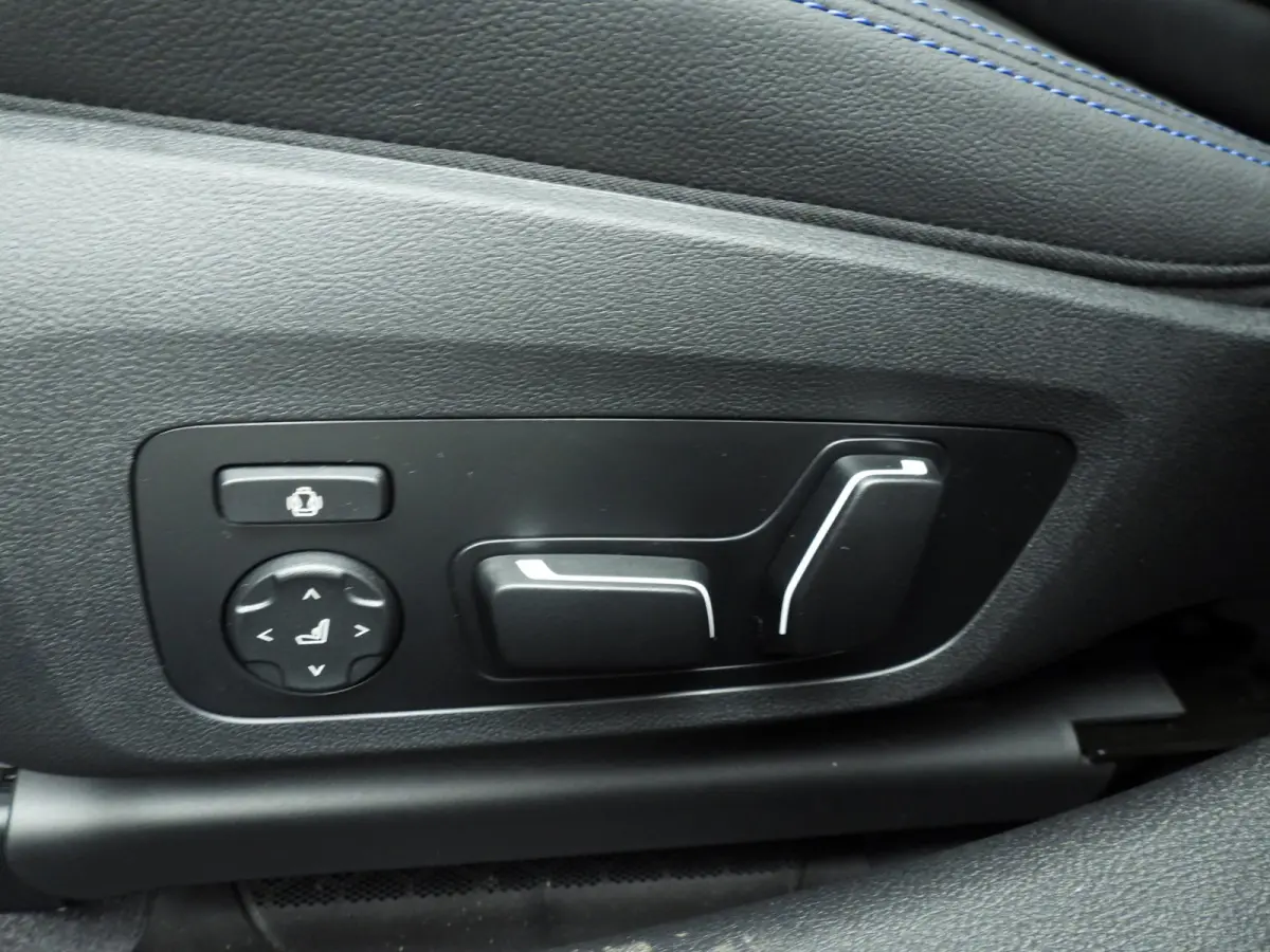 330d xDrive | M Sportpakket Pro | Innovation Pack | Comfort Pack | Panoramadak | Harman Kardon