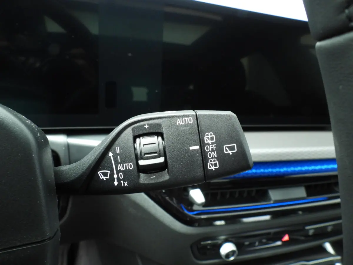 330d xDrive | M Sportpakket Pro | Innovation Pack | Comfort Pack | Panoramadak | Harman Kardon
