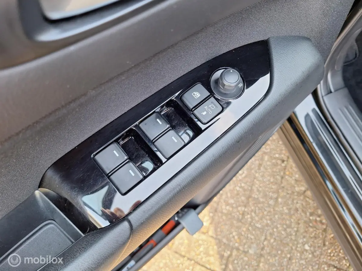 2.0 e-SKYACTIV-G M HYBRID 165 ADVANTAGE • 1e Eigenaar •