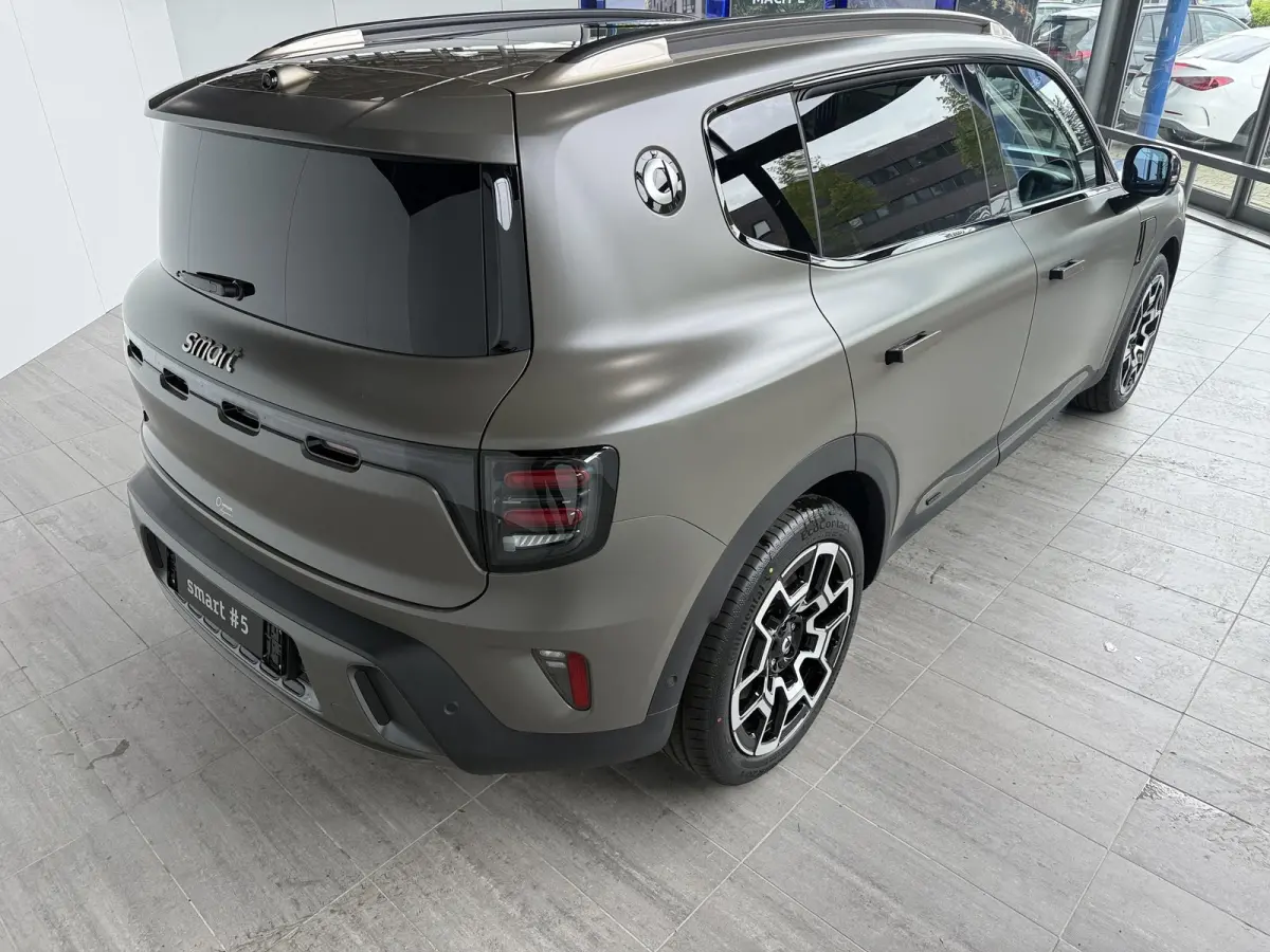 Summit Edition 100 kWh | 4x4 | 588 pk | Trekhaak 1600 kg | stoel- & stuurwielverwarming | Warmtepomp | Drive Pilot | 360-camera | Head-Up Display | 3e display |