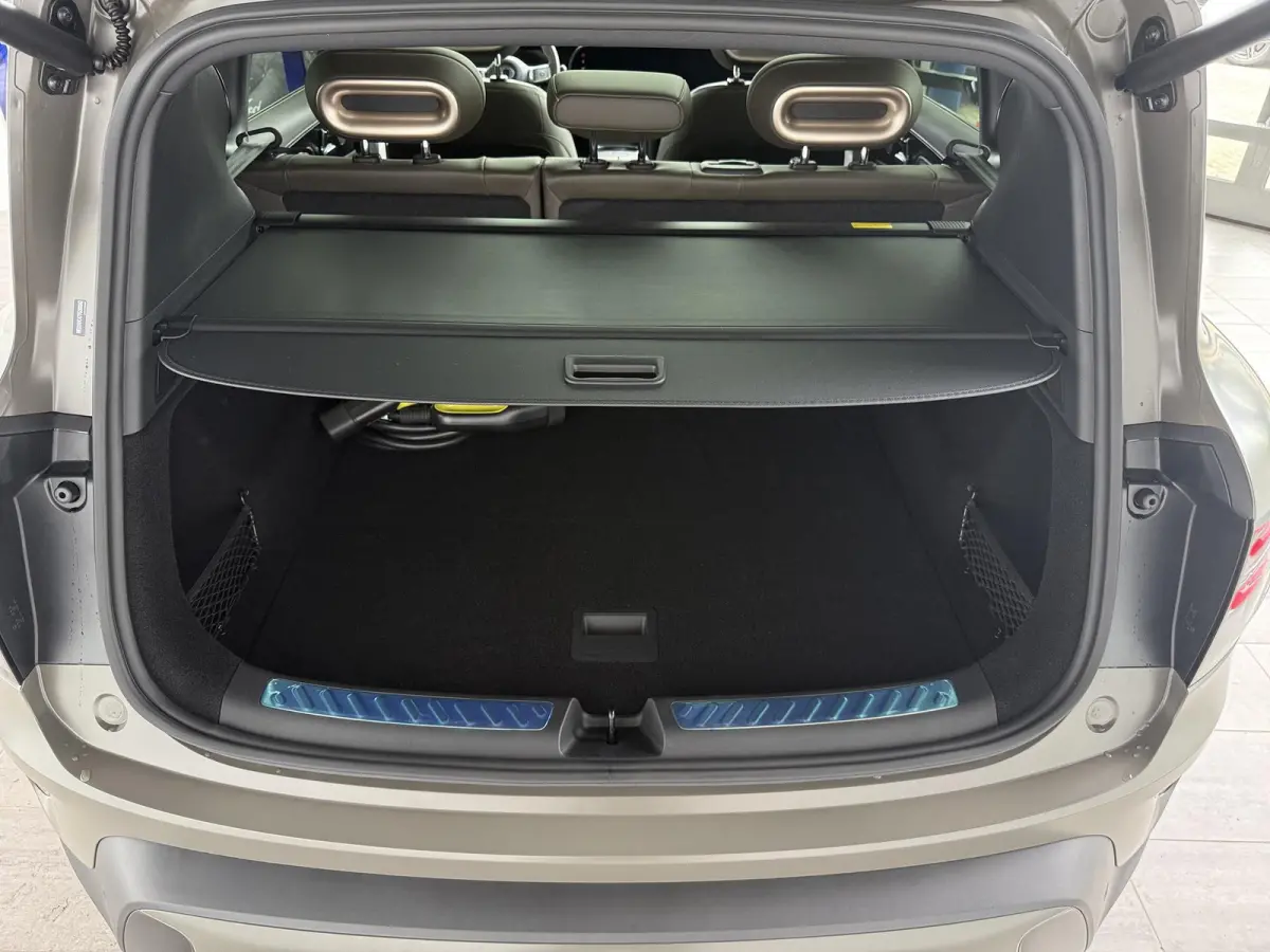 Summit Edition 100 kWh | 4x4 | 588 pk | Trekhaak 1600 kg | stoel- & stuurwielverwarming | Warmtepomp | Drive Pilot | 360-camera | Head-Up Display | 3e display |