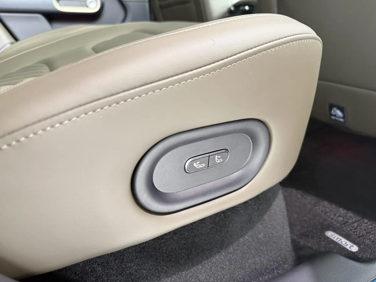 Summit Edition 100 kWh | 4x4 | 588 pk | Trekhaak 1600 kg | stoel- & stuurwielverwarming | Warmtepomp | Drive Pilot | 360-camera | Head-Up Display | 3e display |