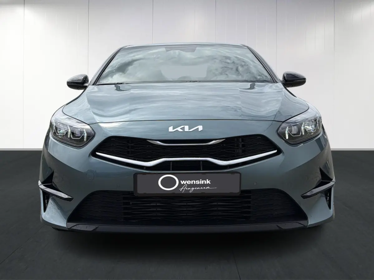 1.0 T-GDi Design Edition | Stoelverwarming | Parkeersensoren | LED Koplampen | Dodehoekassistentie | Stuurwiel verwarmd |