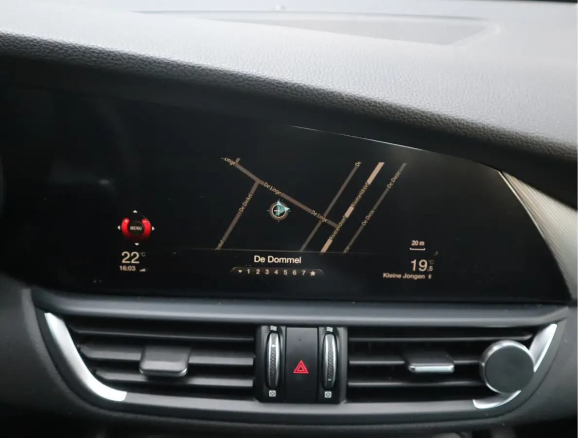 2.0T Super Adaptive CC / Navi/ Camera /Pdc / Carplay /Stoel/Stuurverw / Automaat Gechipt 310pk - 460nm koppel