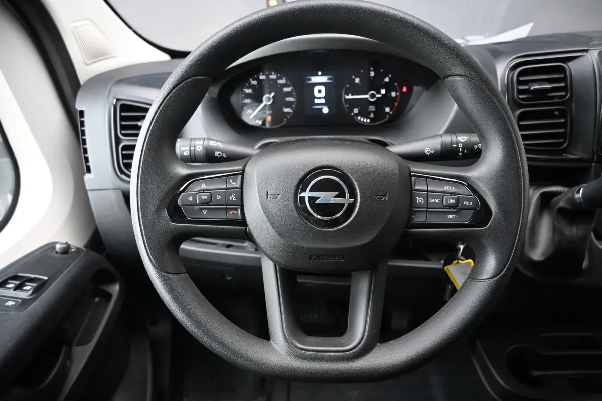 2.2D L2H2 140PK 3.5t Automaat BPM vrij | Cruise control | Climate control | Achteruitrijcamera | Betimmering | Navigatie