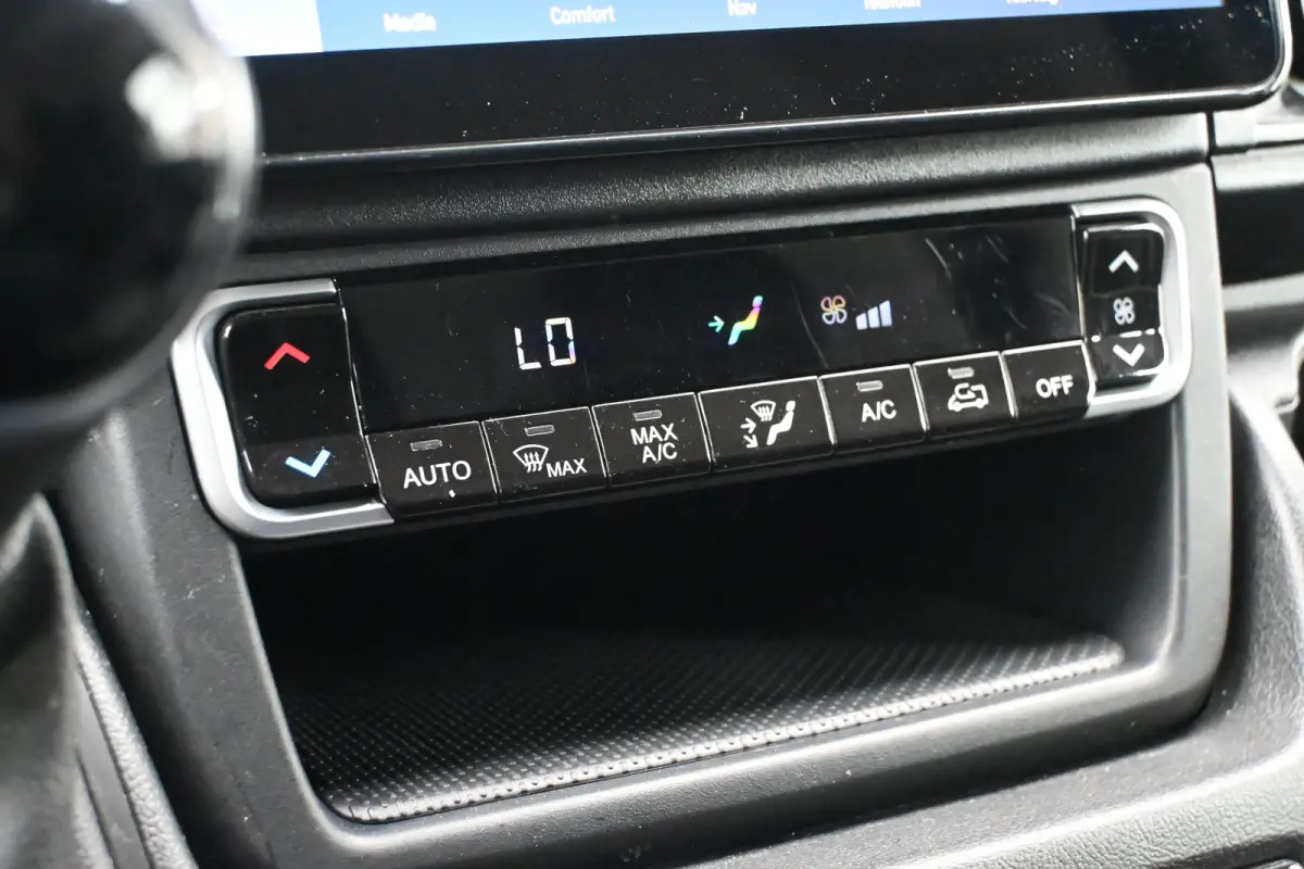 2.2D L2H2 140PK 3.5t Automaat BPM vrij | Cruise control | Climate control | Achteruitrijcamera | Betimmering | Navigatie