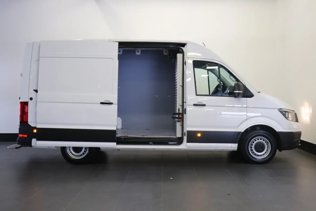 2.0 TDI 140PK L3H3 EURO 6 - Airco - Navi - Cruise - € 17.900,-  Excl.
