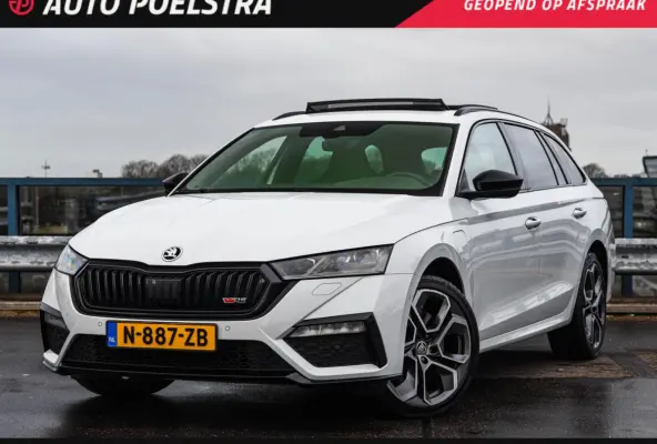 1.4 TSI RS iV PHEV Business 245 PK Panoramadak Matrix LED Camera Sfeerverlichting Stoelverwarming 19"