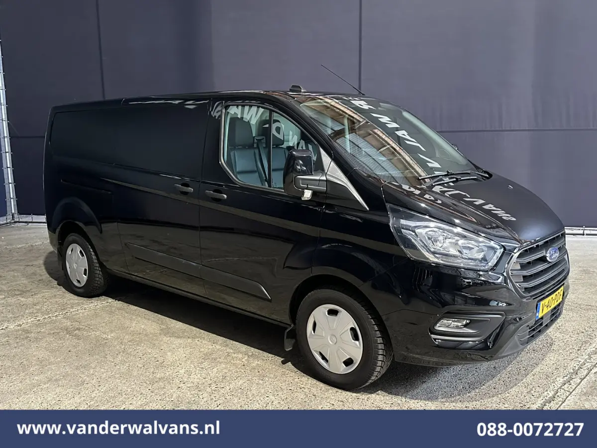 2.0 TDCI 131pk L2H1 Euro6 Airco | Camera | Leder | Navigatie | LED | Cruisecontrol Verwarmde Voorruit, Parkeersensoren, Bijrijdersbank, 2800kg trekvermogen