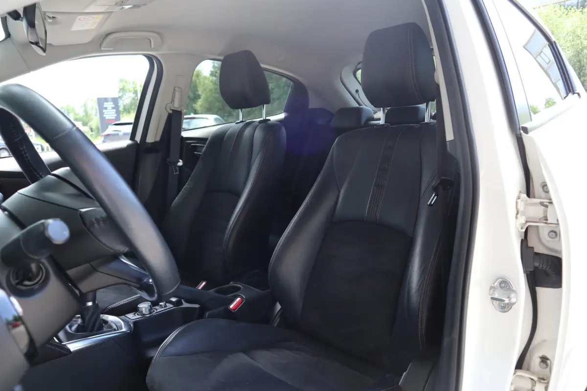 1.5 Skyactiv-G GT-M Black Suede Camera / Navi / Clima / Cruise / LM-Velgen