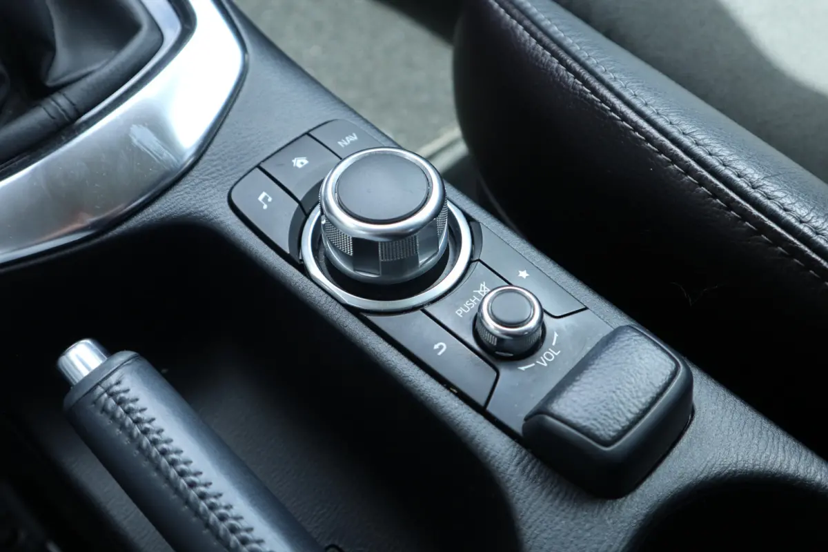 1.5 Skyactiv-G GT-M Black Suede Camera / Navi / Clima / Cruise / LM-Velgen