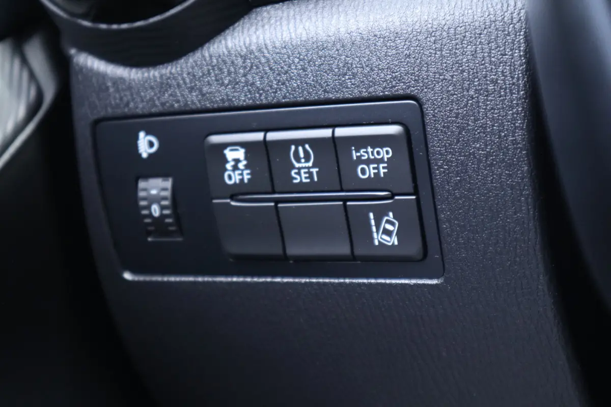 1.5 Skyactiv-G GT-M Line Clima / Navi / Trekhaak / Cruise / LM-Velgen