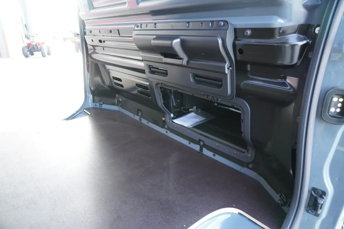 2.0 Blue dCi 130PK L2H1 Advance Schuifdeur L+R Black Edition Nr. V058 | Airco | Cruise | Navigatie | Camera | All season+ 20" LM Velgen
