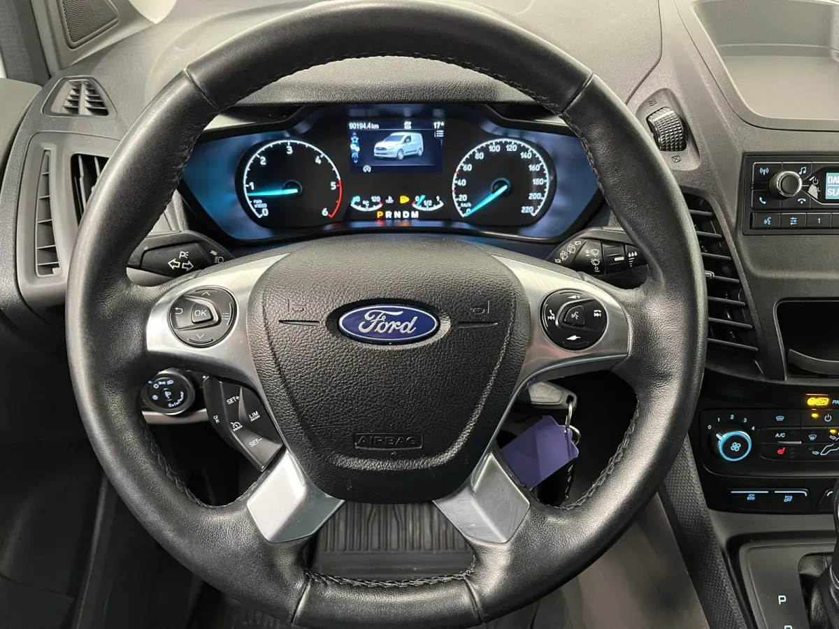 1.5 EcoBlue L2 Trend Automaat Airco Radio Cruise Control Parkeersensoren Achterklep Verwarmbare voorstoelen