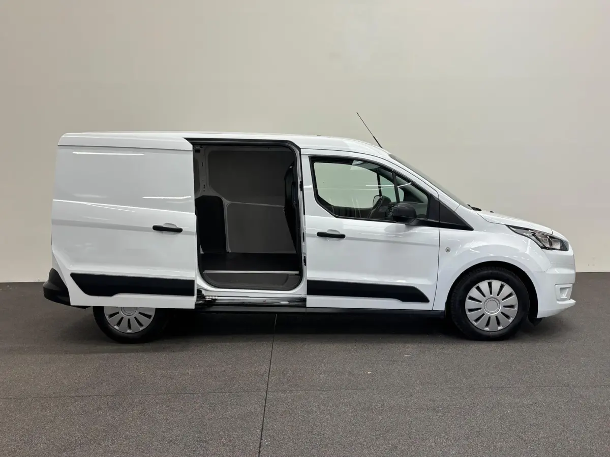1.5 EcoBlue L2 Trend Automaat Airco Radio Cruise Control Parkeersensoren Achterklep Verwarmbare voorstoelen