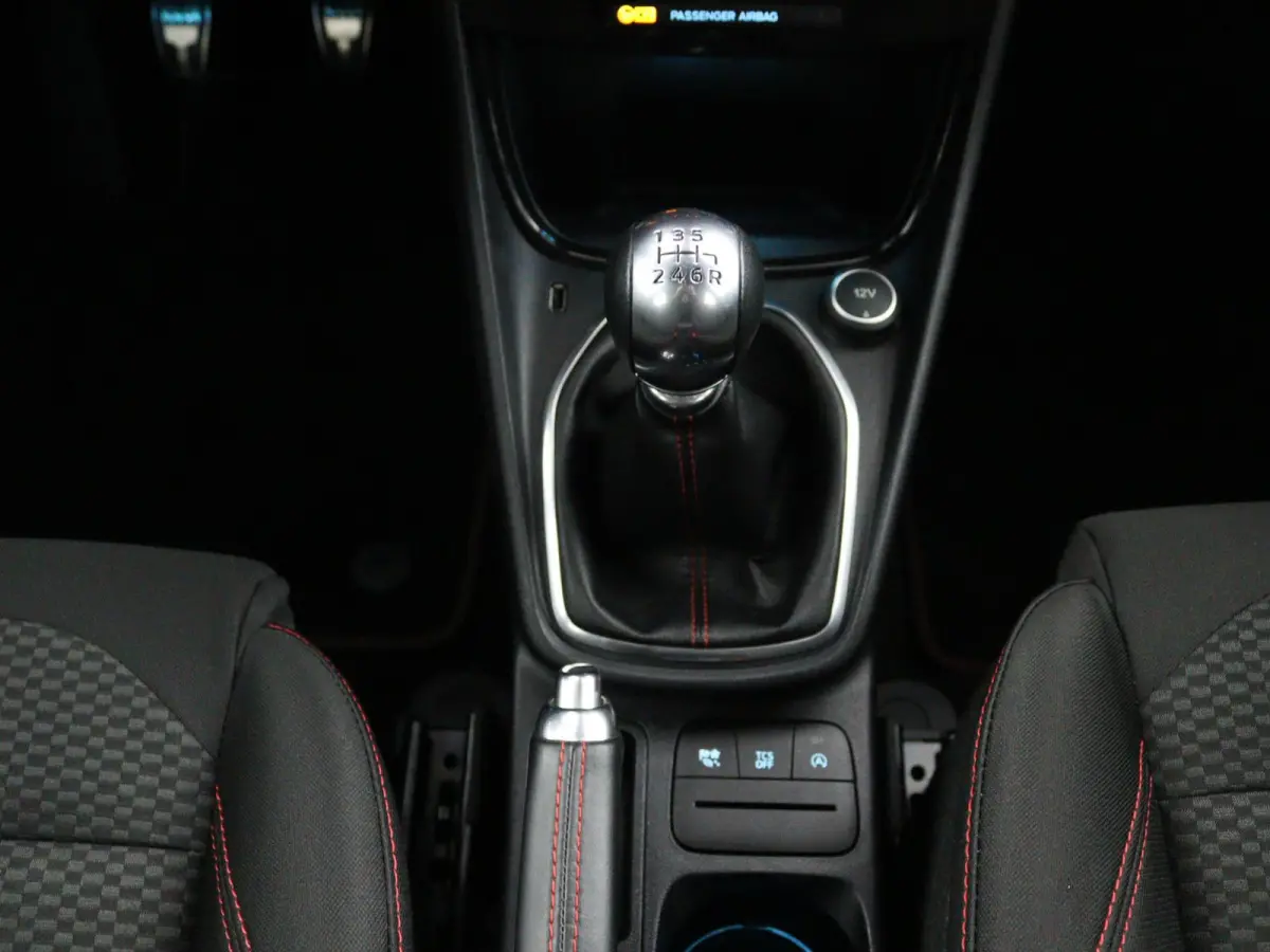 1.0 EcoBoost ST-Line | Trekhaak | Stoel-, Stuur- & Voorruitverw. |