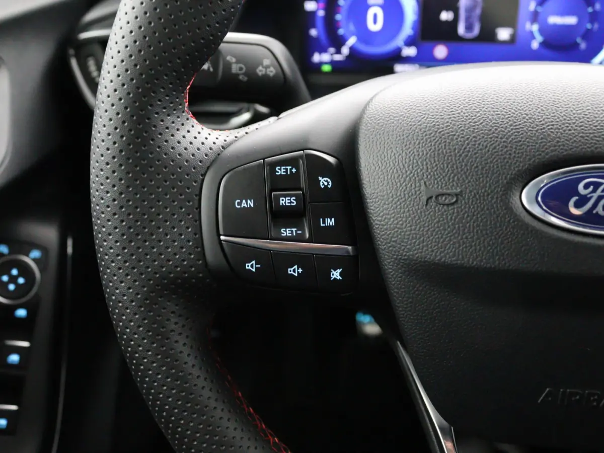 1.0 EcoBoost ST-Line | Trekhaak | Stoel-, Stuur- & Voorruitverw. |
