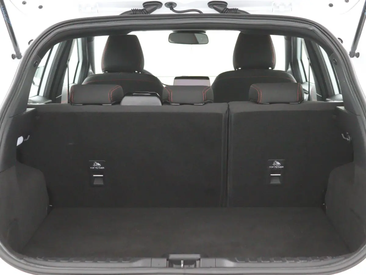 1.0 EcoBoost ST-Line | Trekhaak | Stoel-, Stuur- & Voorruitverw. |