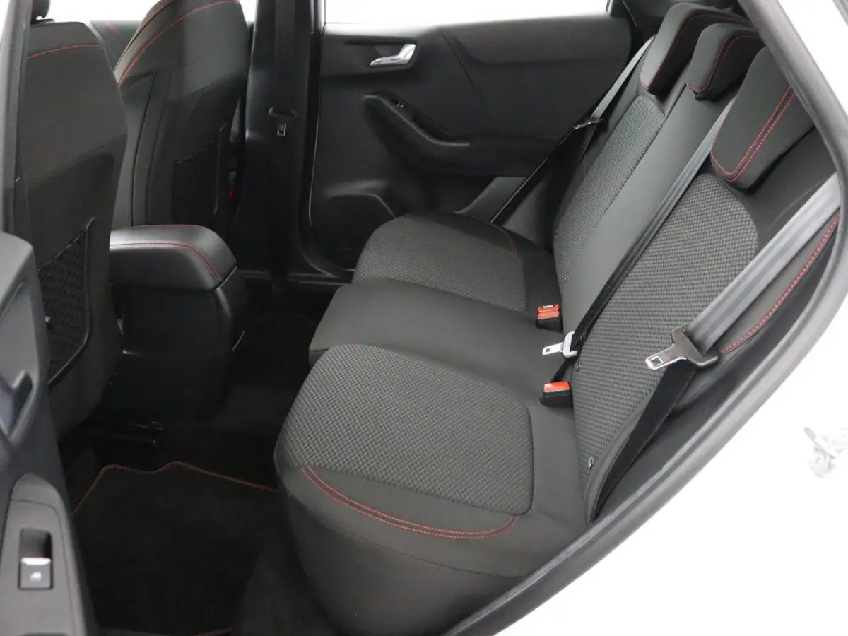 1.0 EcoBoost ST-Line | Trekhaak | Stoel-, Stuur- & Voorruitverw. |