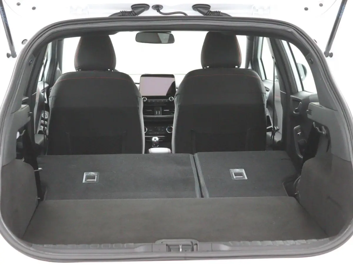 1.0 EcoBoost ST-Line | Trekhaak | Stoel-, Stuur- & Voorruitverw. |