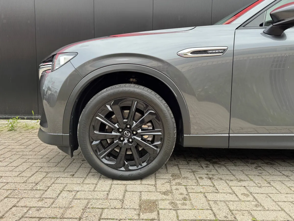 2.5 e-SkyActiv PHEV Exclusive-Line | Achteruitrijcamera | Bluetooth telefoonvoorbereiding | Cruise control