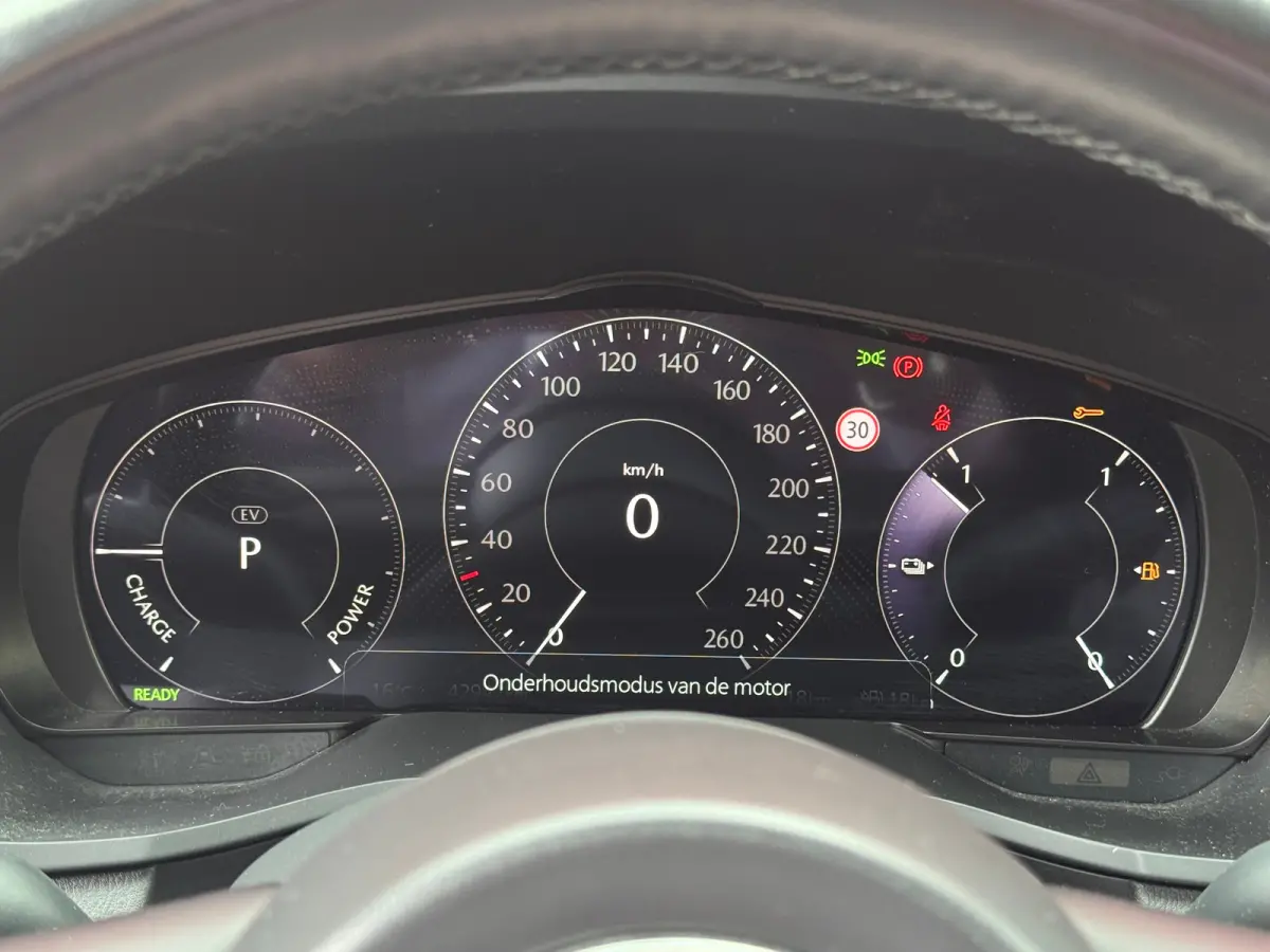 2.5 e-SkyActiv PHEV Exclusive-Line | Achteruitrijcamera | Bluetooth telefoonvoorbereiding | Cruise control