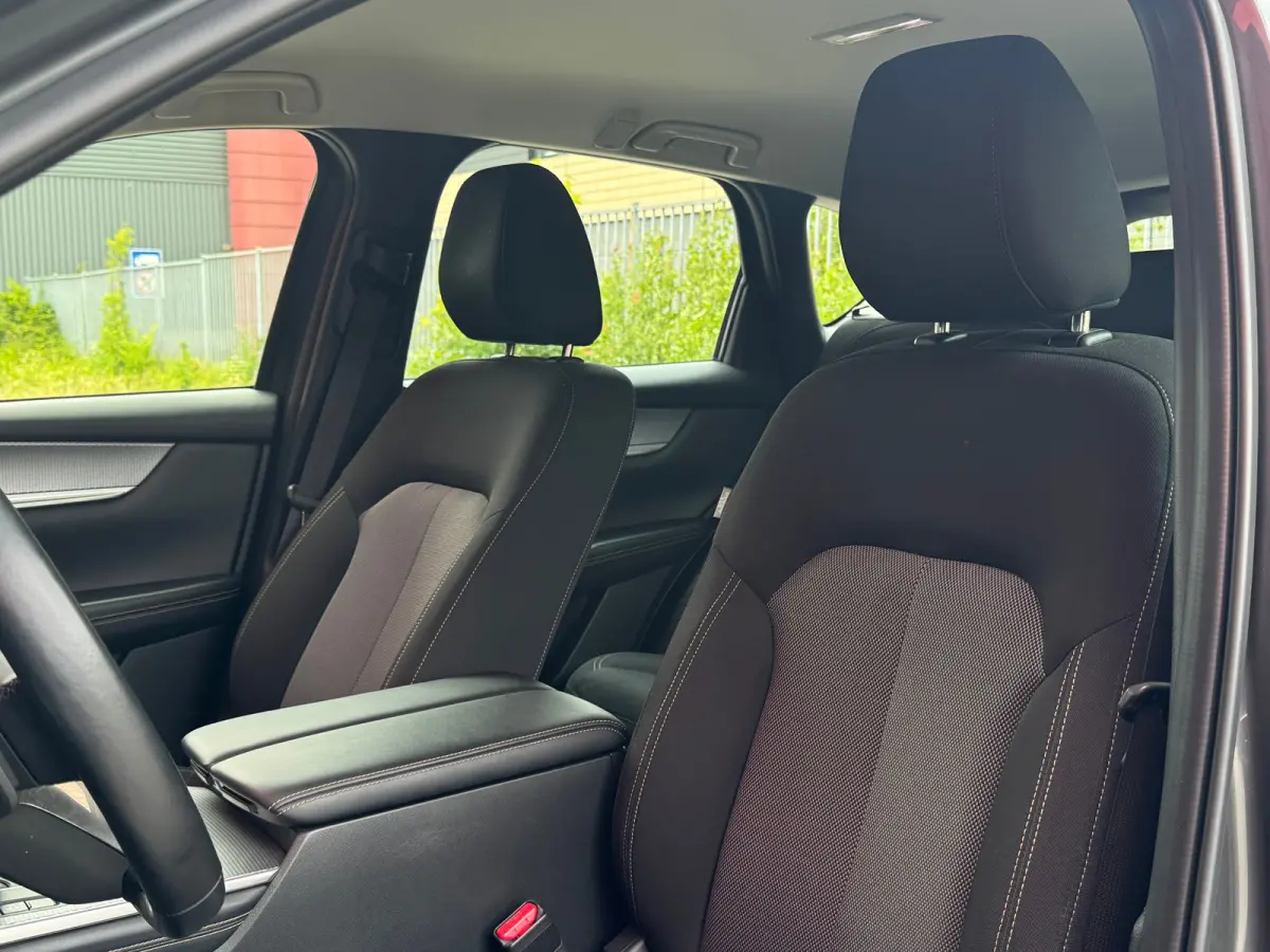 2.5 e-SkyActiv PHEV Exclusive-Line | Achteruitrijcamera | Bluetooth telefoonvoorbereiding | Cruise control