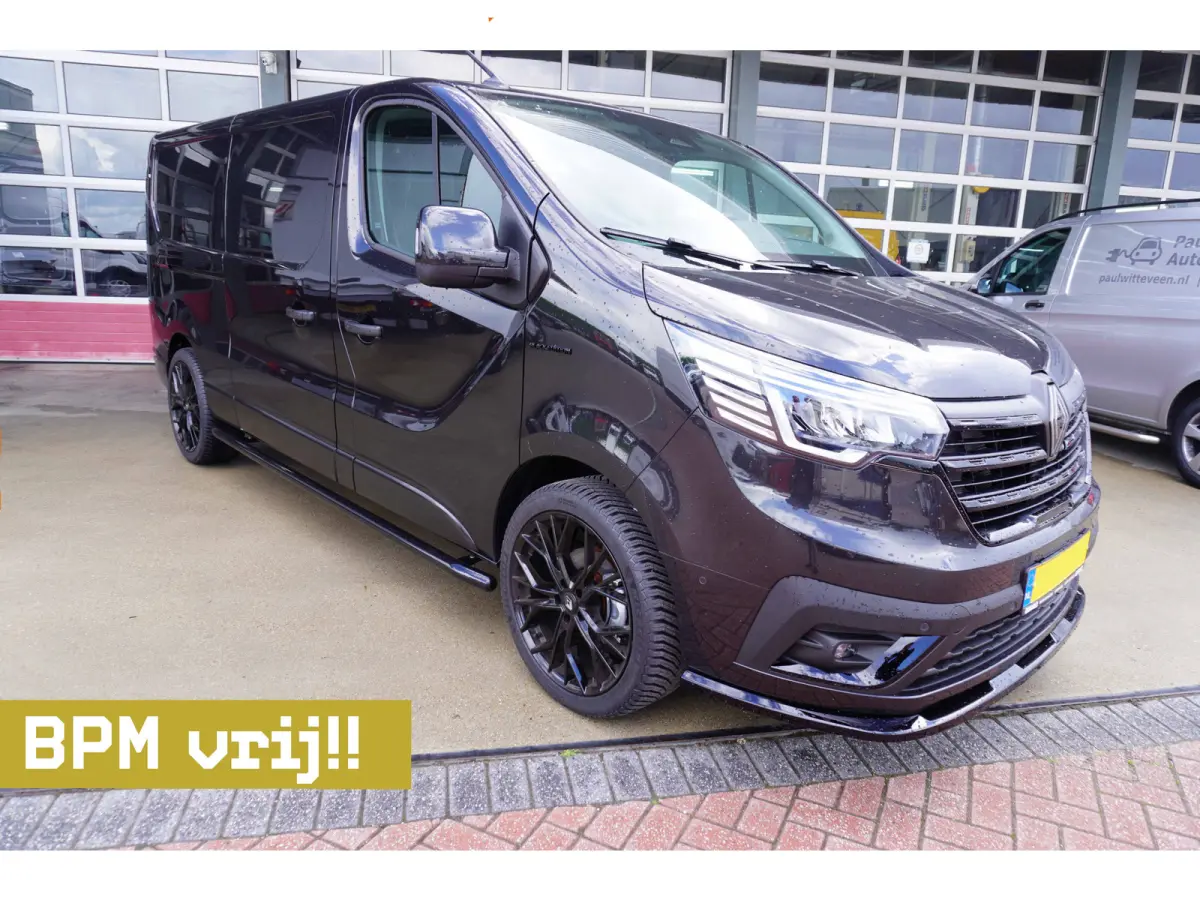 2.0 Blue dCi 170PK L2H1 Extra Black Edition Nr. V088 | Climate | Cruise | Navi | Camera | 20"LM velgen | All season