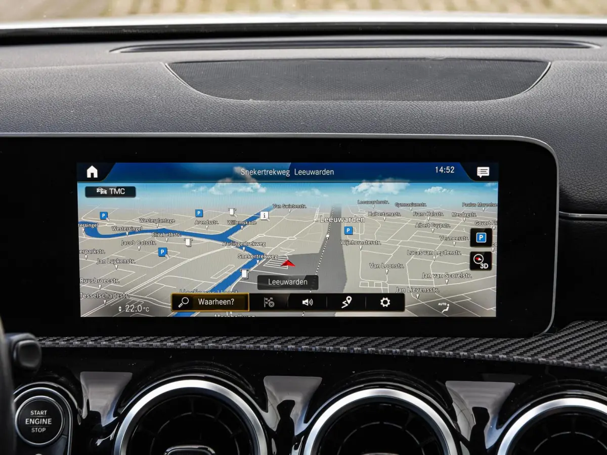 180 d Launch Edition Widescreen Camera Apple CarPlay Android Auto Navigatie Stoelverwarming