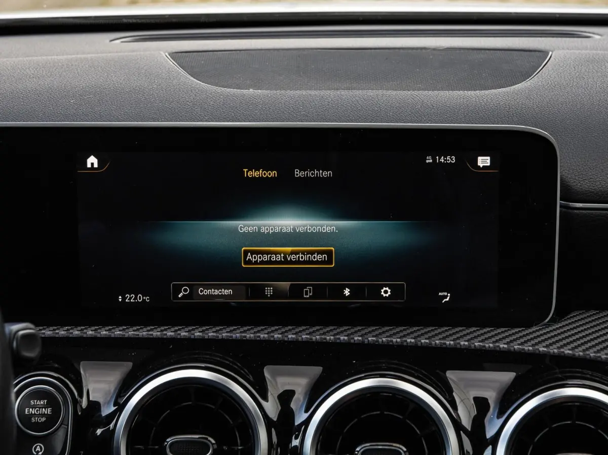 180 d Launch Edition Widescreen Camera Apple CarPlay Android Auto Navigatie Stoelverwarming