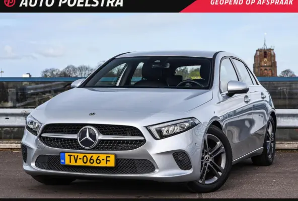 180 d Launch Edition Widescreen Camera Apple CarPlay Android Auto Navigatie Stoelverwarming