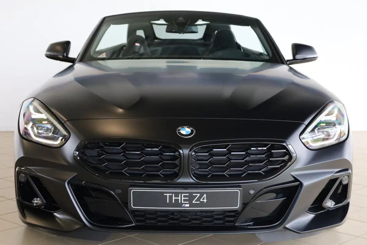 sDrive20i | Final Edition | Harman Kardon | Head-up Display