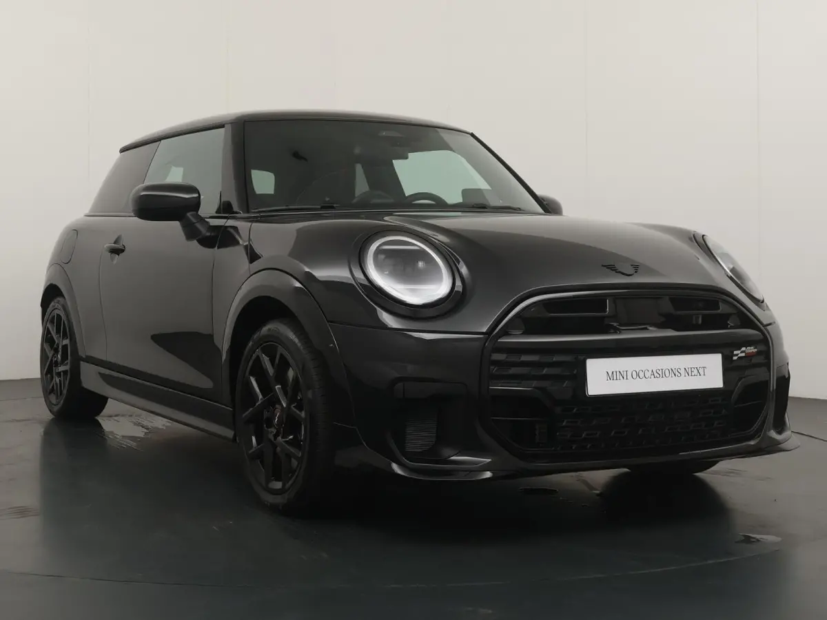 Cooper C JCW-trim | Pakket-M | Stuur- stoelverwarming | Schuif-kantel dak | Achteruitrijcamera |