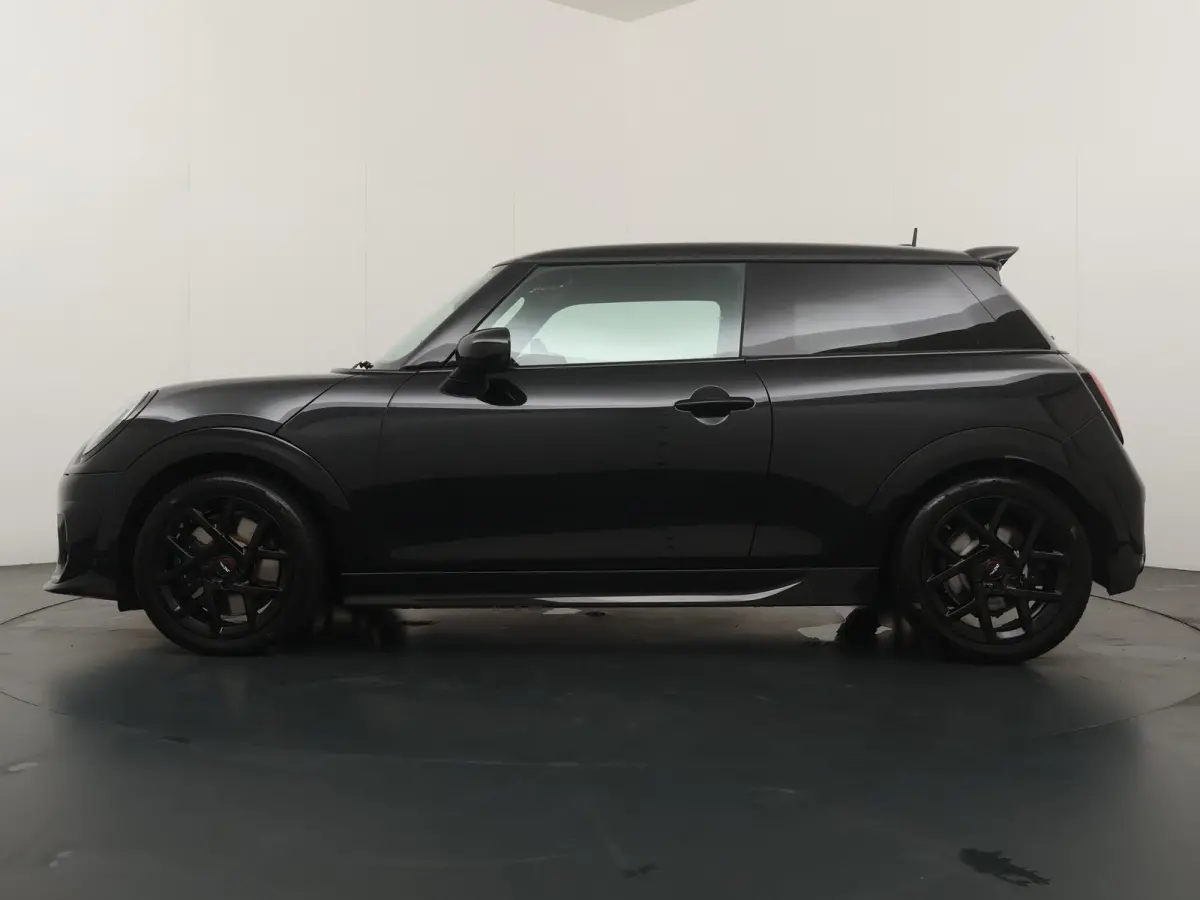 Cooper C JCW-trim | Pakket-M | Stuur- stoelverwarming | Schuif-kantel dak | Achteruitrijcamera |