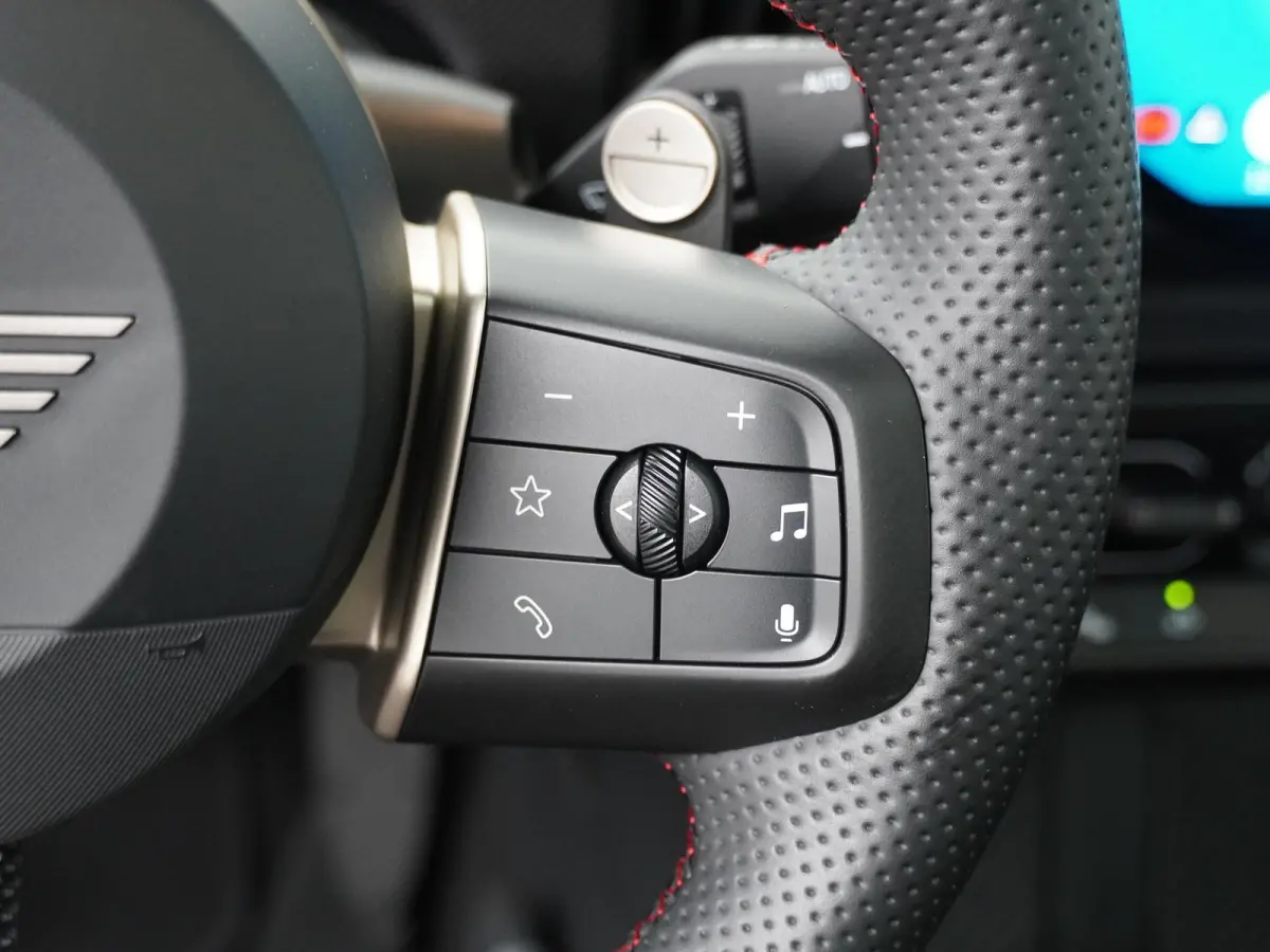 Cooper C JCW-trim | Pakket-M | Stuur- stoelverwarming | Schuif-kantel dak | Achteruitrijcamera |