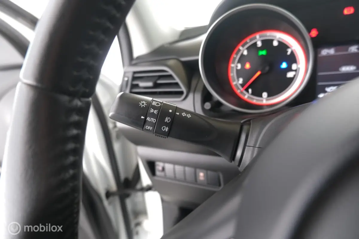 1.2 Select Carplay|cam|dab|lmv16