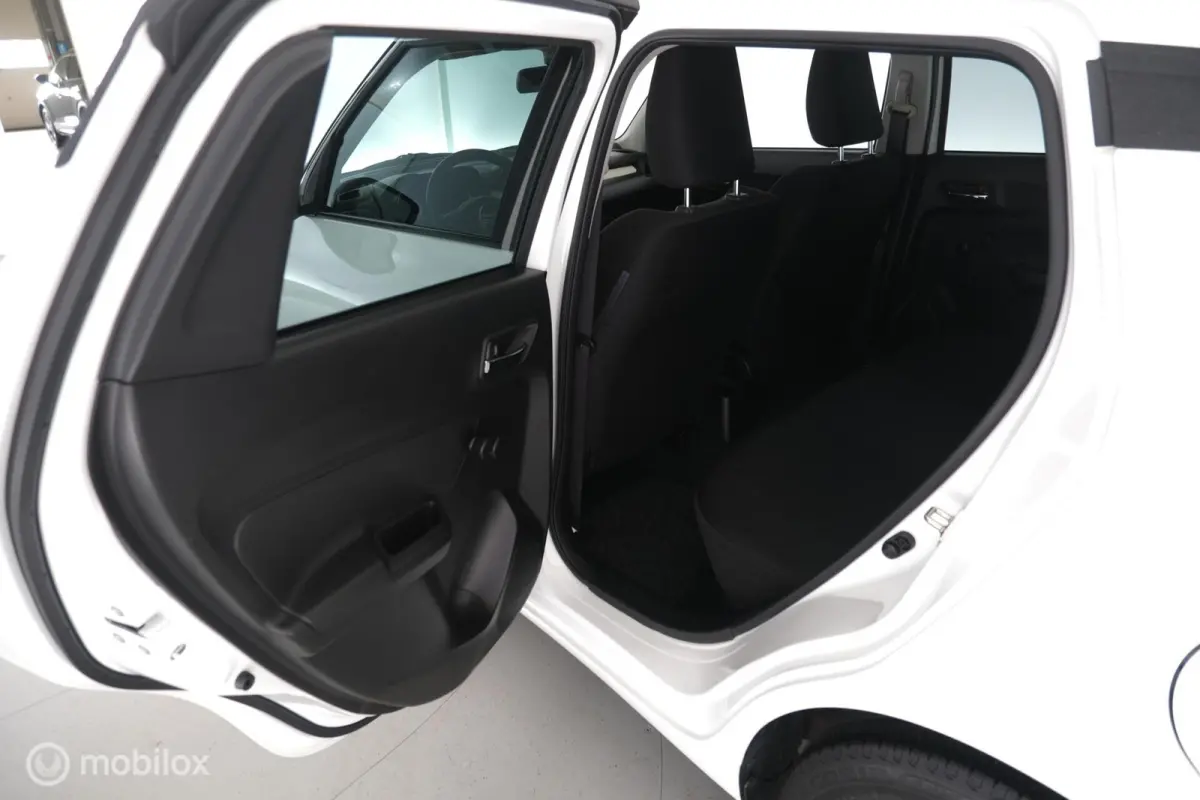 1.2 Select Carplay|cam|dab|lmv16