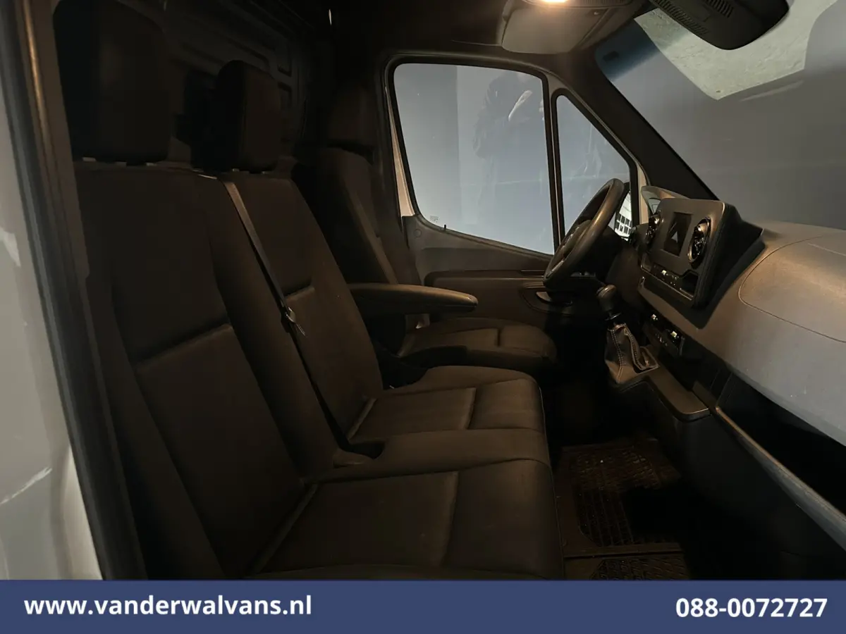 214 CDI 143pk L2H2 Euro6 Airco | Camera | Apple Carplay | Cruisecontrol | Trekhaak Android Auto, Stoelverwarming, Parkeersensoren, Bijrijdersbank