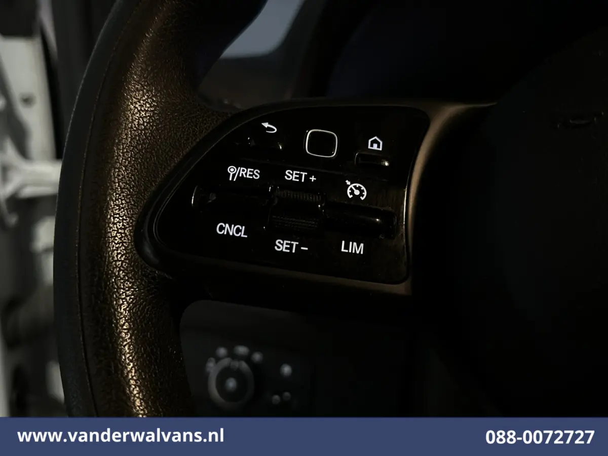 214 CDI 143pk L2H2 Euro6 Airco | Camera | Apple Carplay | Cruisecontrol | Trekhaak Android Auto, Stoelverwarming, Parkeersensoren, Bijrijdersbank