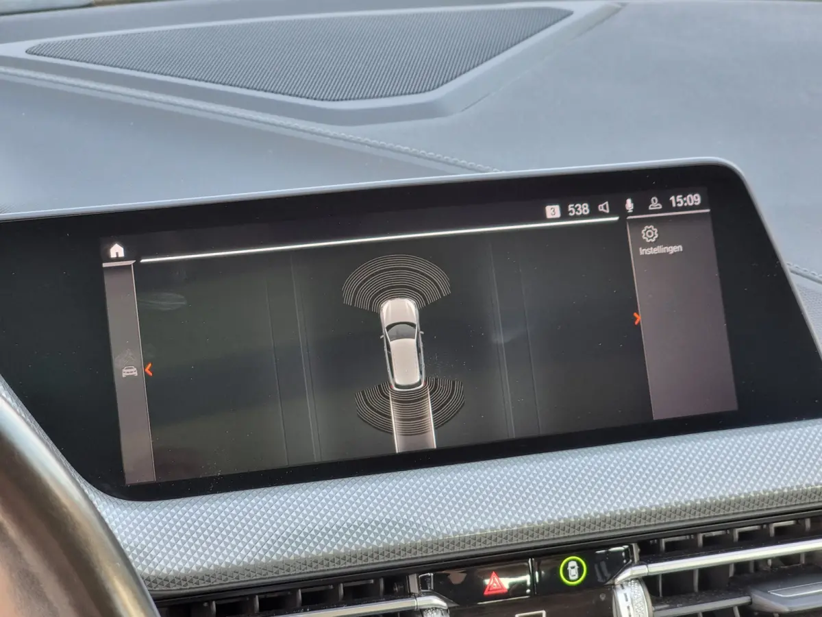 118i Business Edition M sport stuur | Sportline | Panoramadak | Sportstoelen