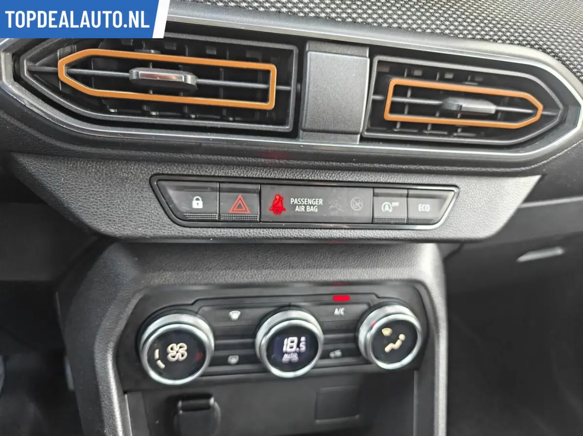 1.0 TCe 100 Carplay/Led/Camera