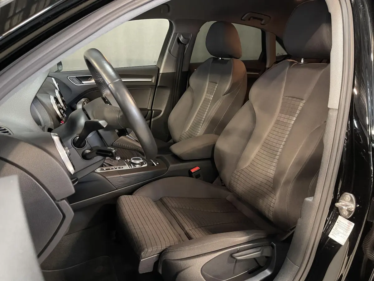 35 TFSI CoD Advance 17"/Virtual Cockpit/Climate/PDC v+a/LED/Navigatie