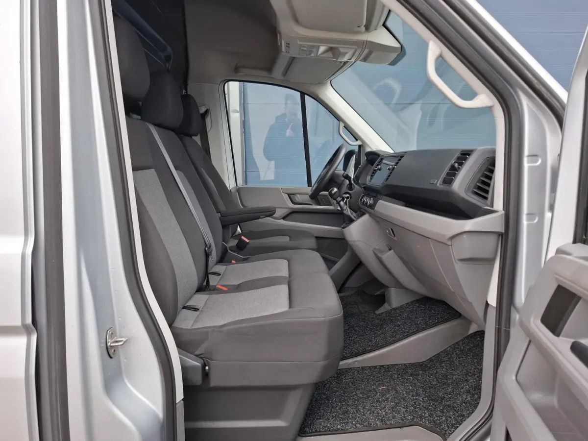 35 2.0 TDI L3H3 Comfortline AIRCO / CRUISE CONTROLE / TREKHAAK / 3 ZITS / NAVI / CARPLAY