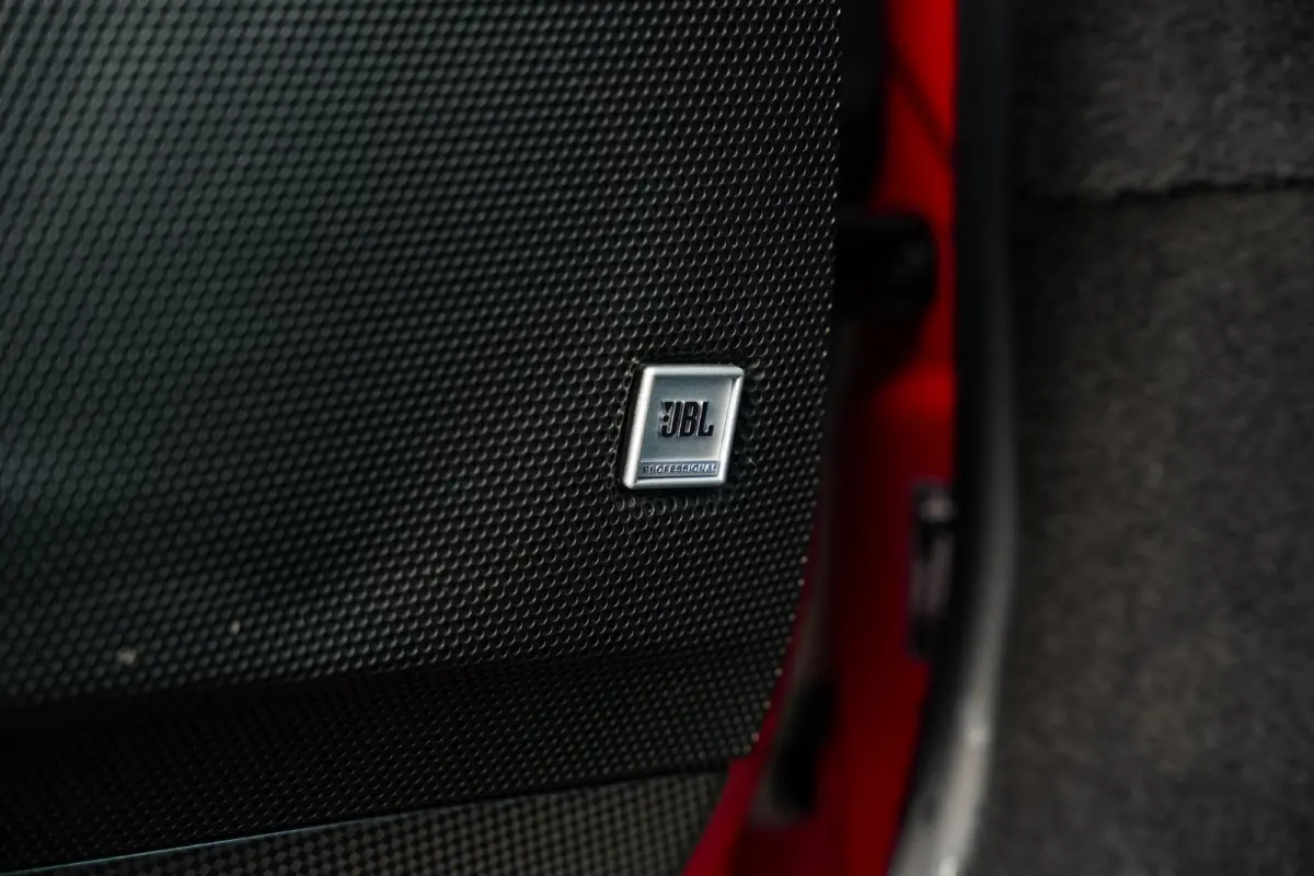 4.0 V8 Assetto Fiorano Fiorano Pack Carbon Fibre Daytona Racing Seats