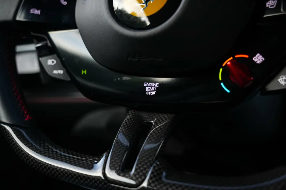 4.0 V8 Assetto Fiorano Fiorano Pack Carbon Fibre Daytona Racing Seats